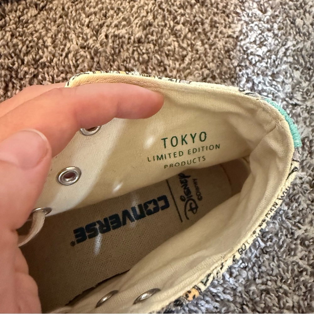 NWOT Limited Edition Disney Comic Converse - Picture 7 of 9